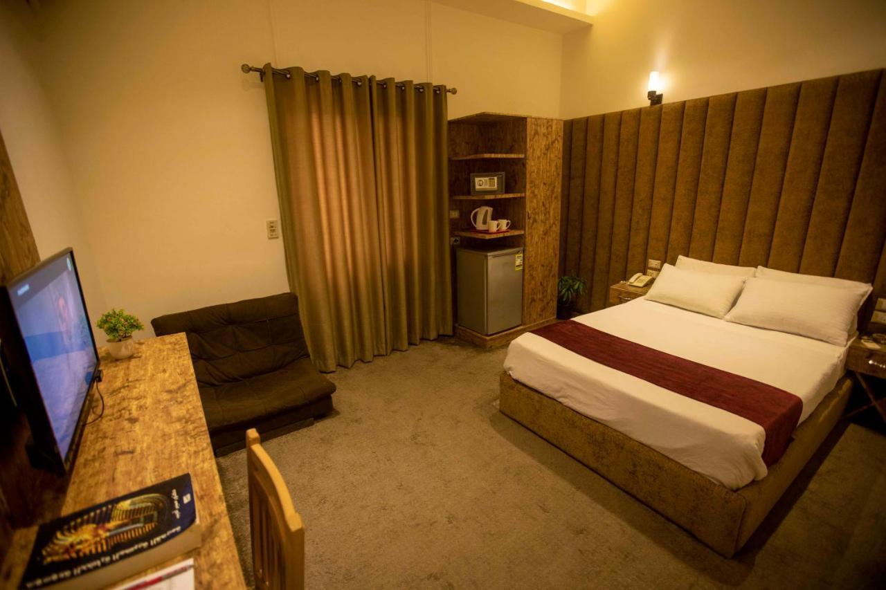 Valencia Ap Cairo Hotel Eksteriør billede